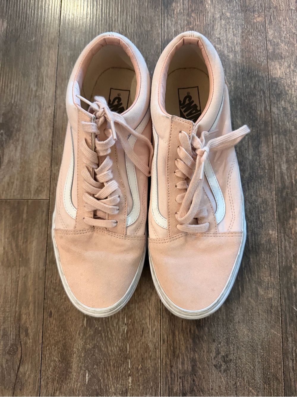Vans Old Skool Womenβs Sneakers in Blush Pink and White